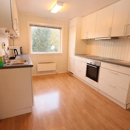 Apartment Close To Center, 900 M, 2 Bedroom, 2nd Floor *