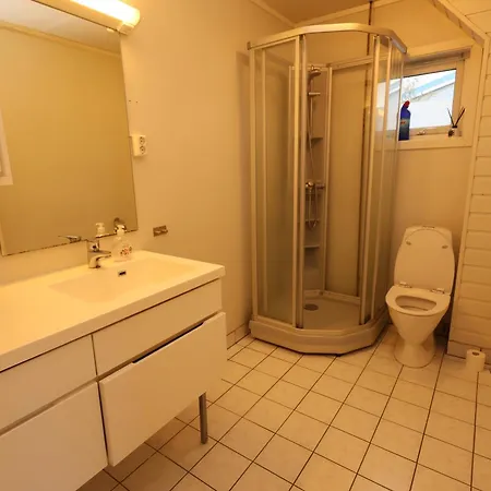 Close To Center, 900 M, 2 Bedroom, 2nd Floor * ترومسو